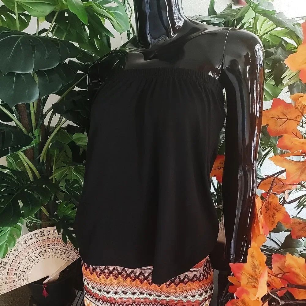 Women's Black Strapless Tube Top -2
